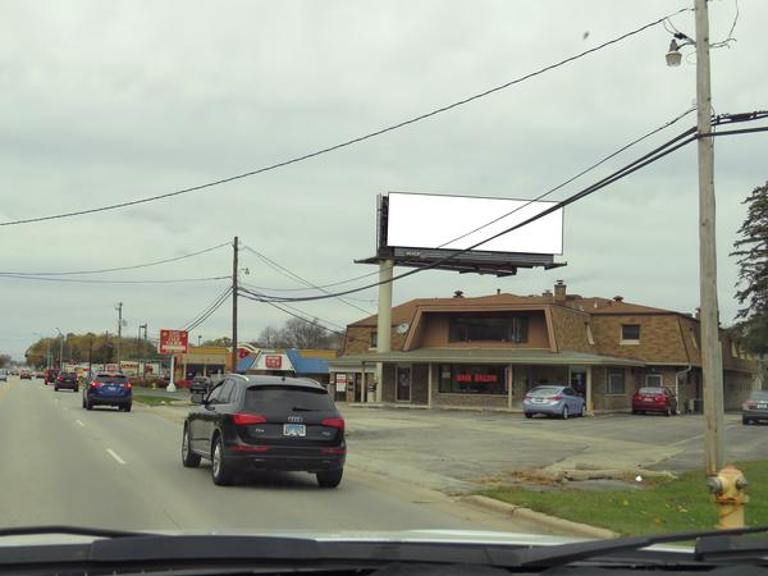 Photo of an outdoor ad in Arlington Heights