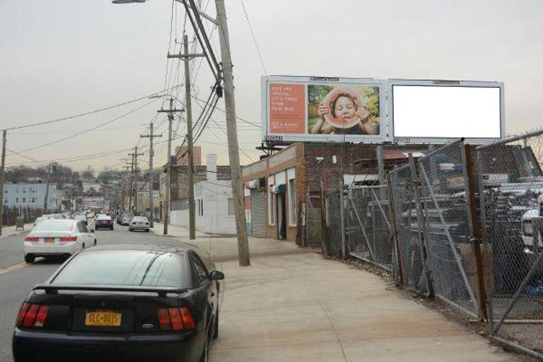 Photo of a billboard in Livingstn Mnr