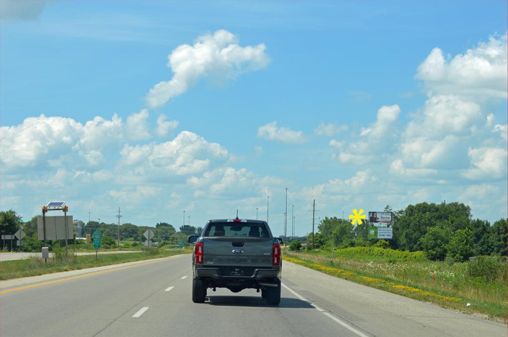Photo of a billboard in Traer