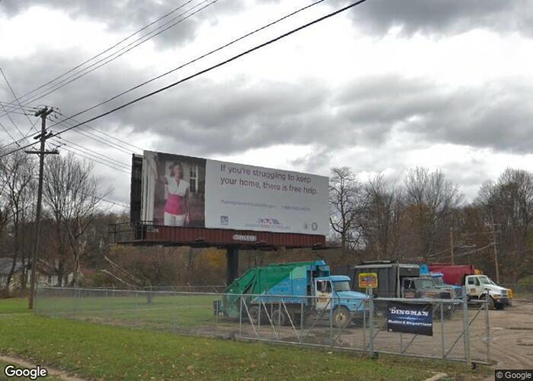Photo of a billboard in Hickory Crnrs