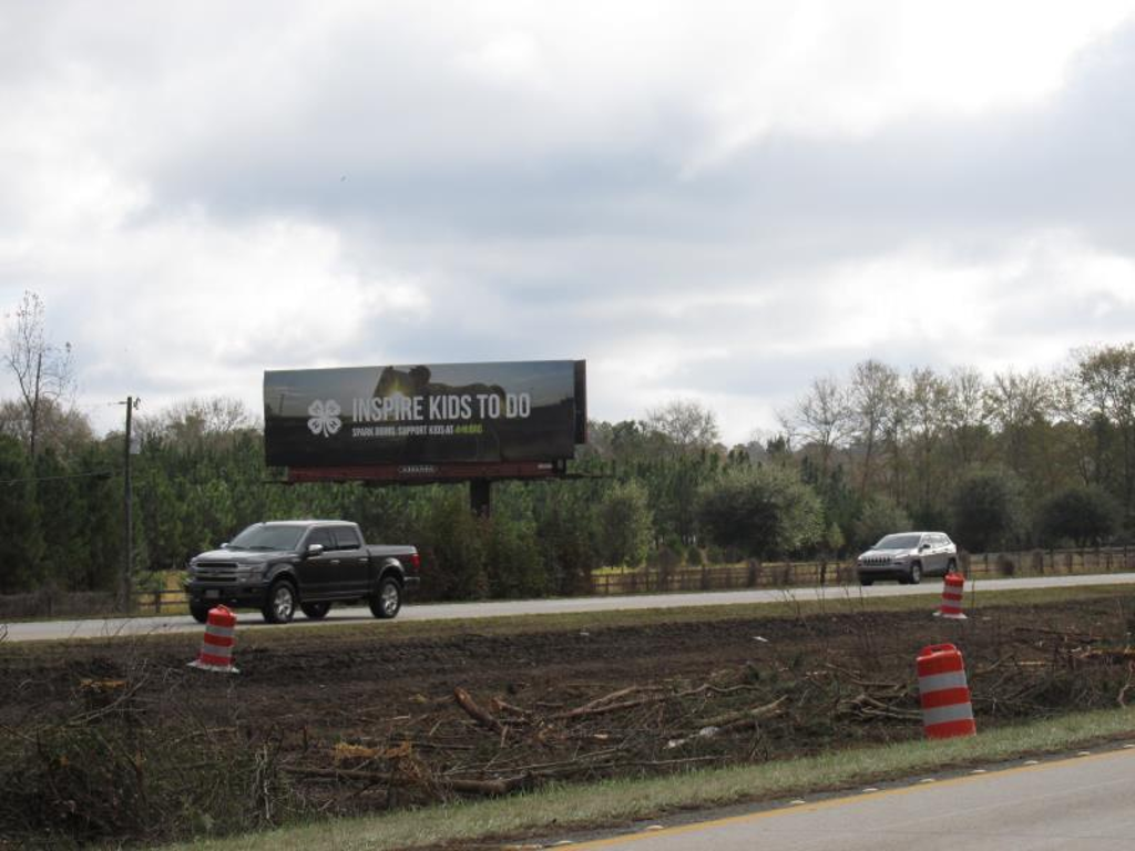 Photo of a billboard in Ichikawa