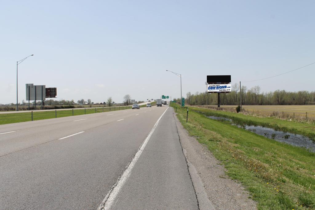 Photo of a billboard in Miston