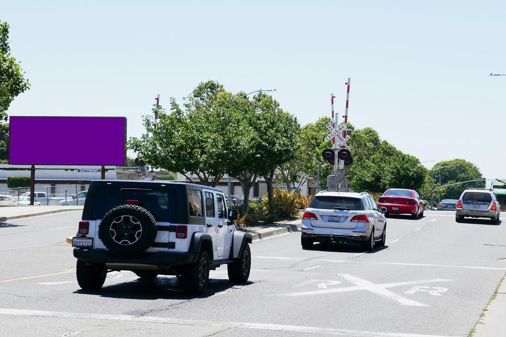 Photo of an outdoor ad in San Leandro