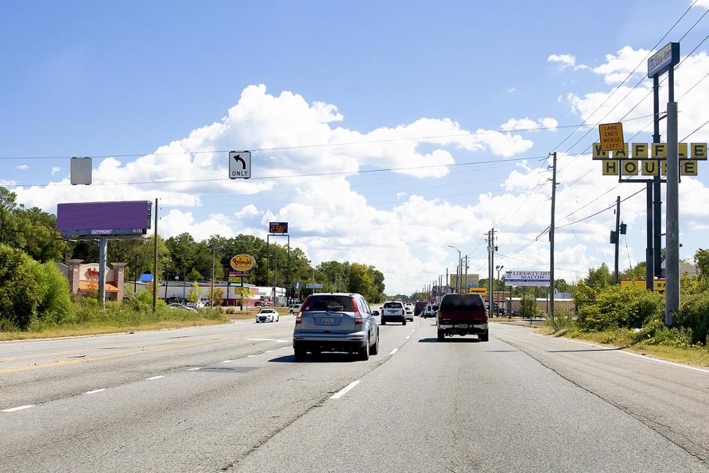 Photo of a billboard in Lizella
