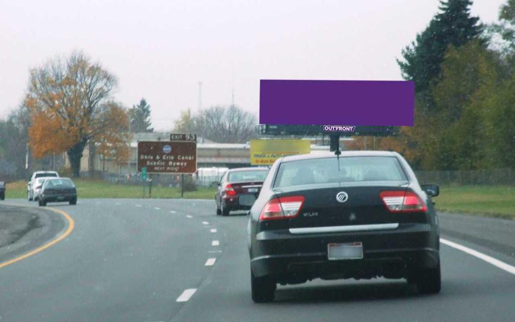 Photo of a billboard in Bolivar