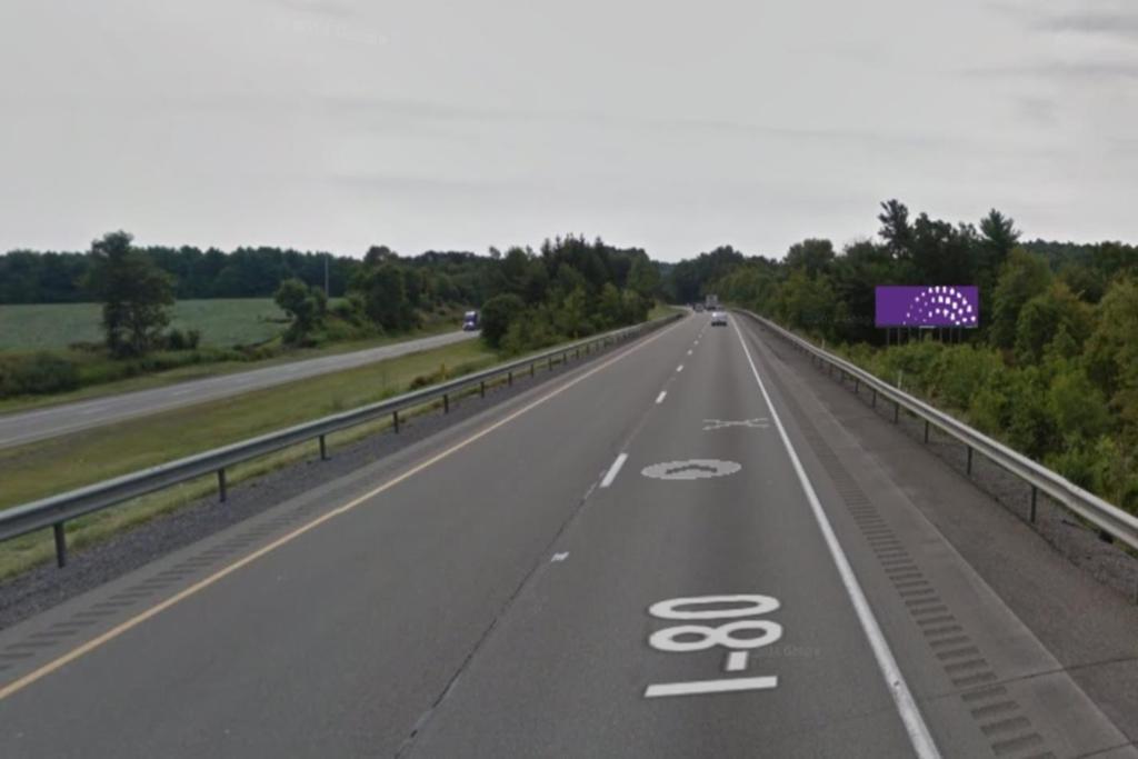 Photo of a billboard in Rossiter