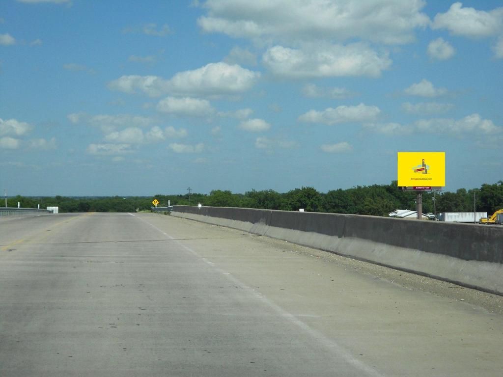 Photo of a billboard in Leonard