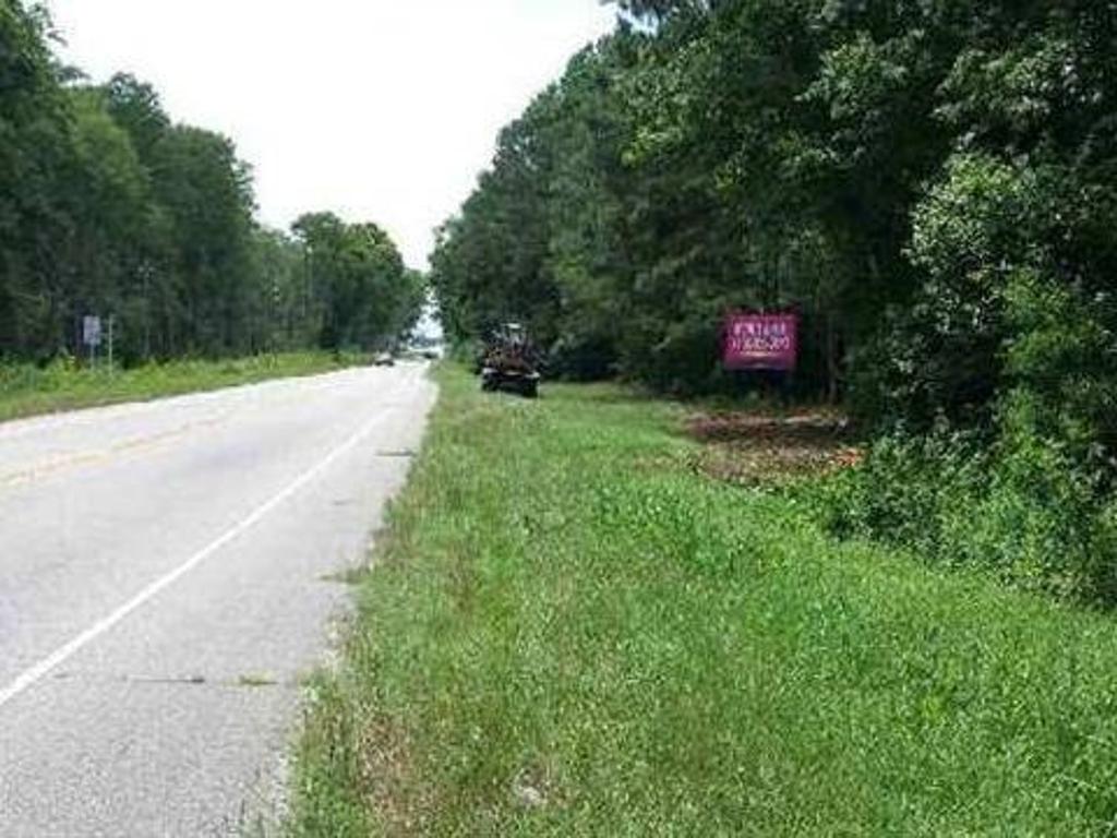Photo of a billboard in Maxton
