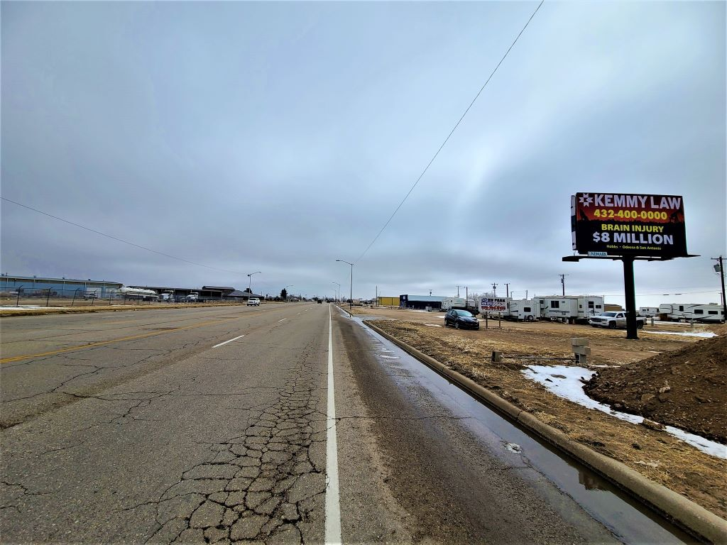 Photo of a billboard in Lovington