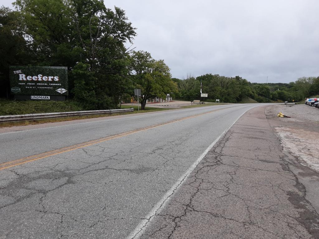 Photo of a billboard in Pontotoc