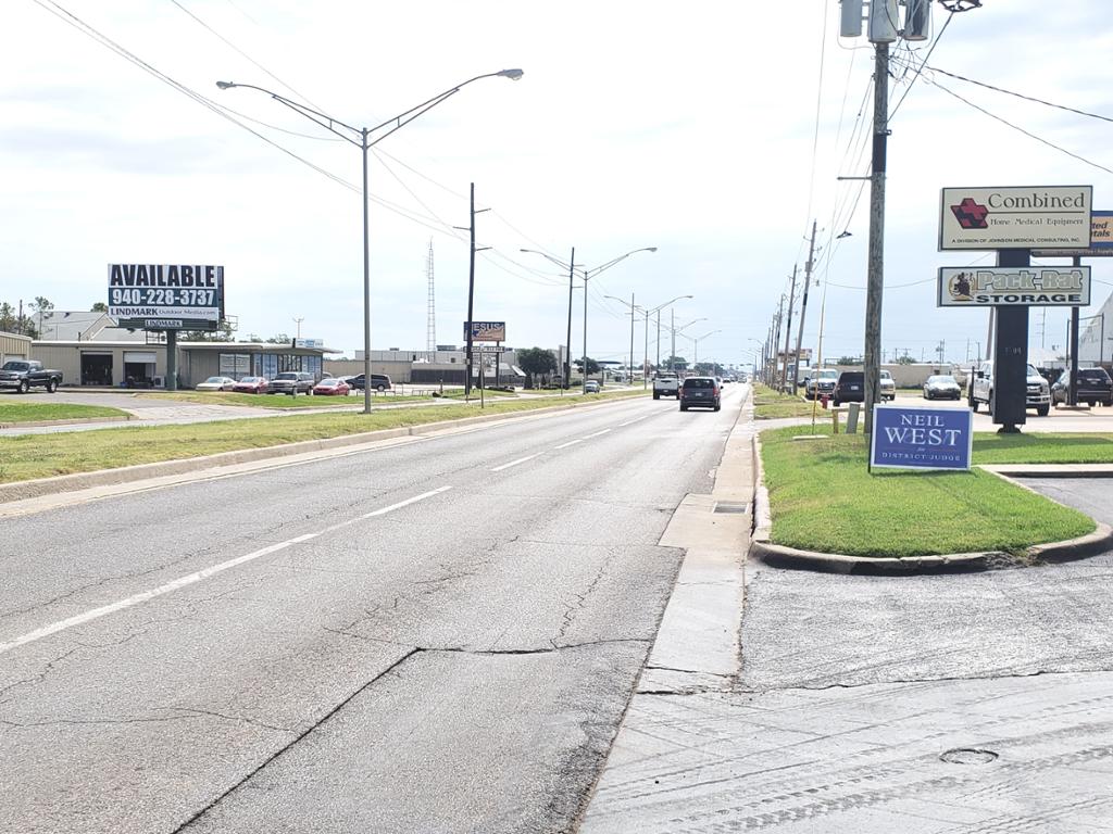 Photo of a billboard in Indiahoma