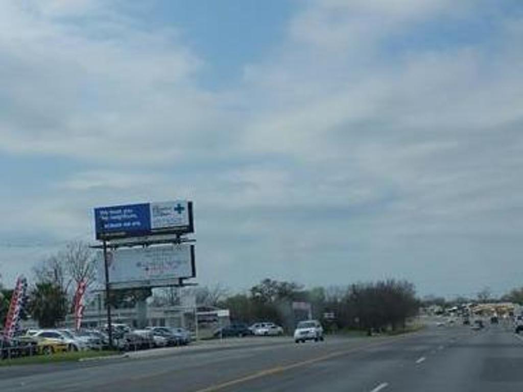 Photo of a billboard in La Vernia