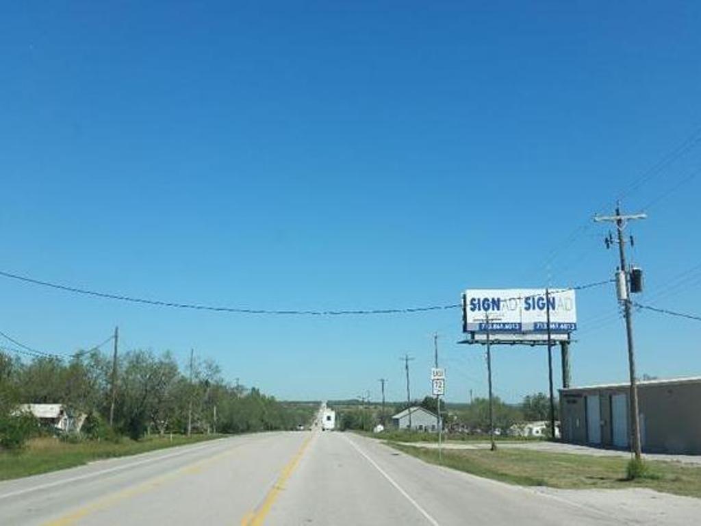 Photo of a billboard in Pettus