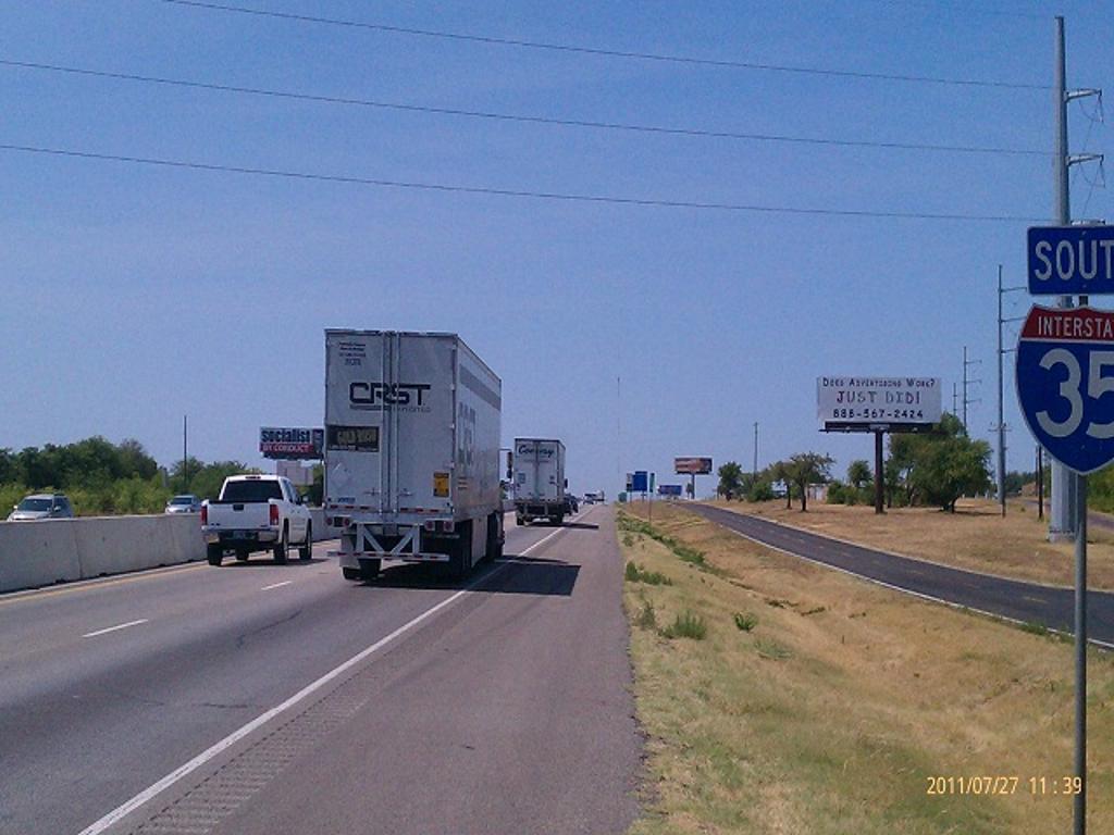 Photo of a billboard in Bruceville
