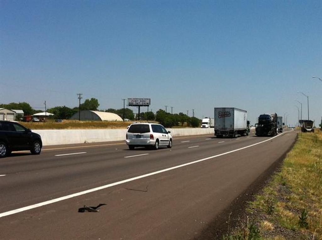 Photo of a billboard in Schwertner