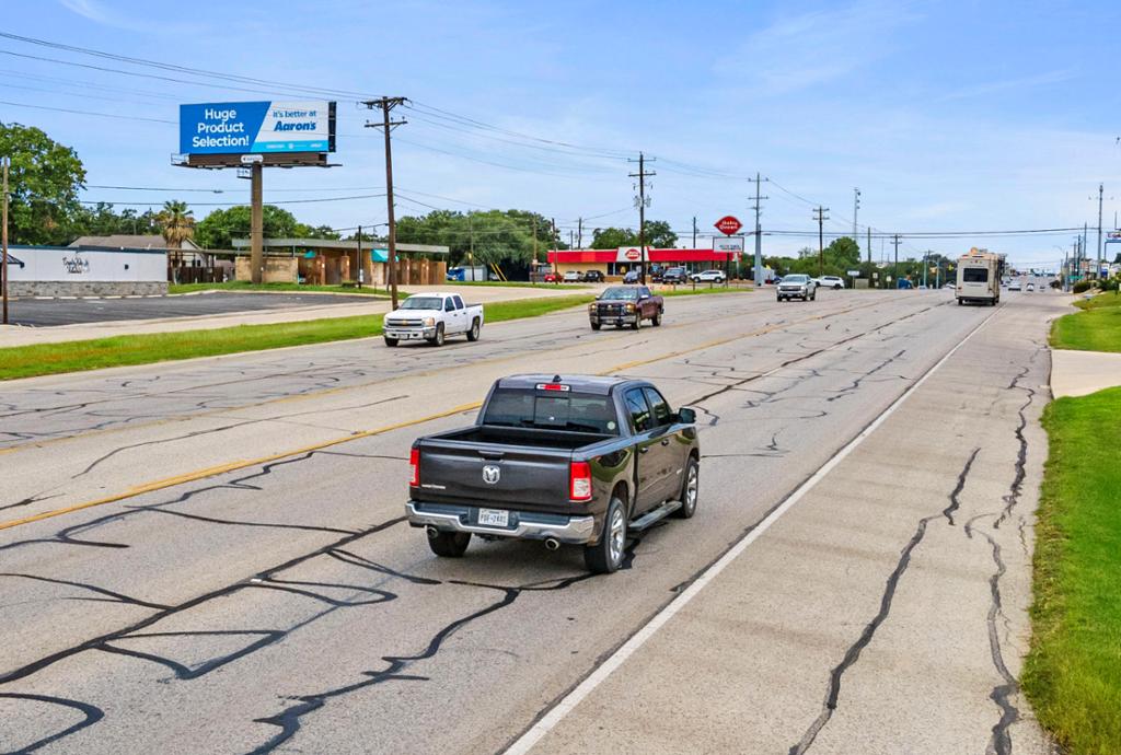 Photo of a billboard in Floresville