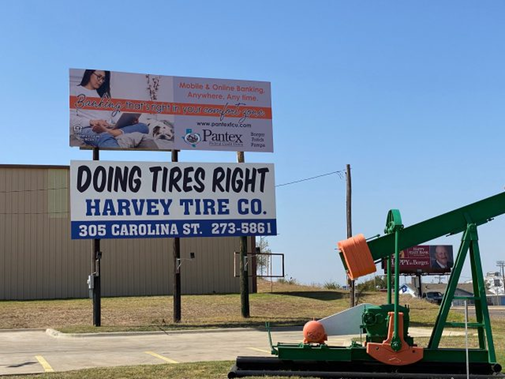 Photo of a billboard in Borger