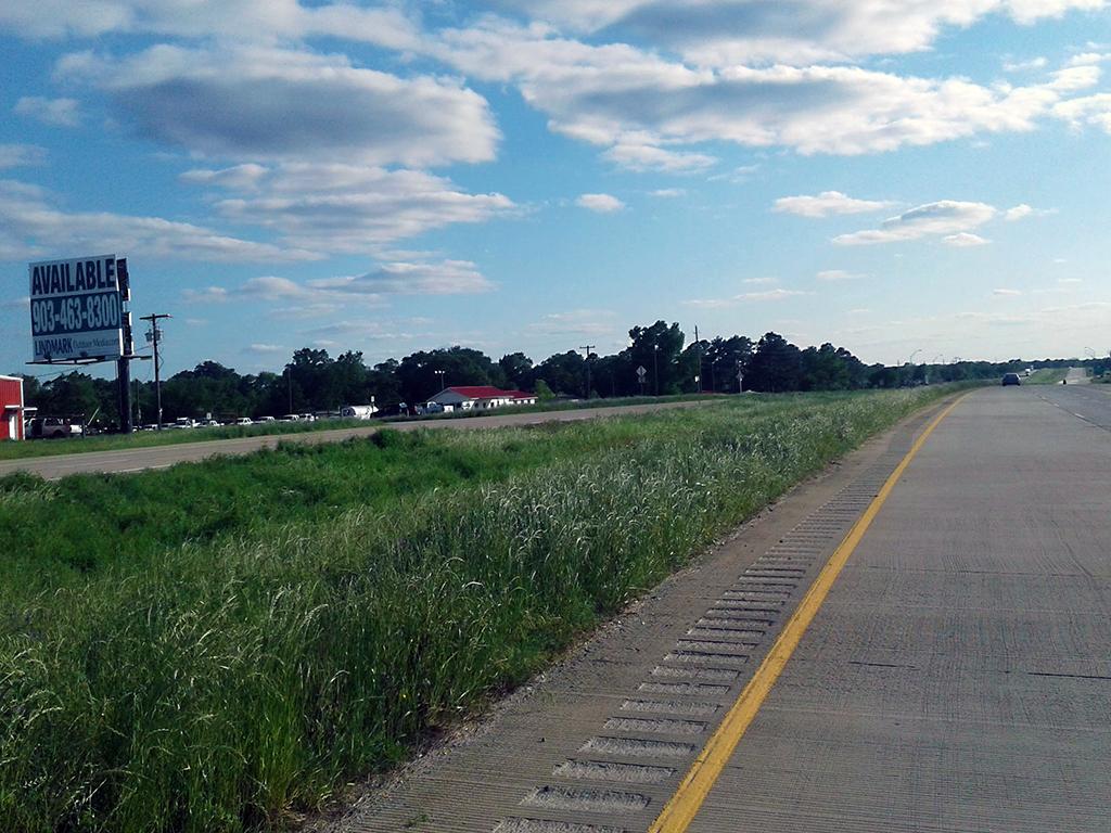 Photo of a billboard in Oakwood