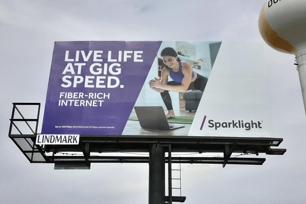 Photo of a billboard in Southmayd